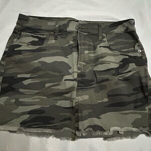 Express Green Camouflage Skirt
